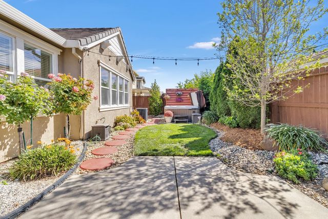 12662 Barksdale Way, Rancho Cordova, CA 95742