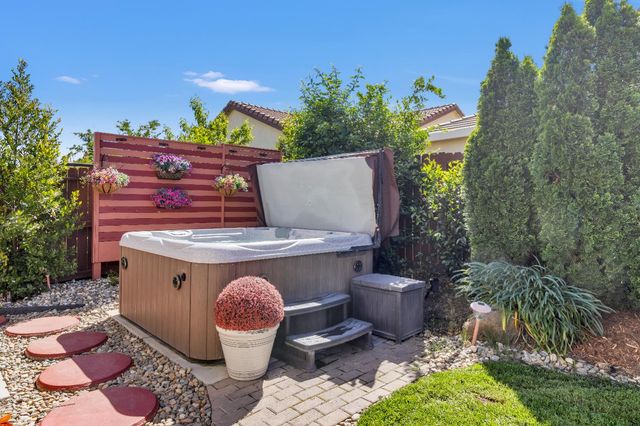 12662 Barksdale Way, Rancho Cordova, CA 95742