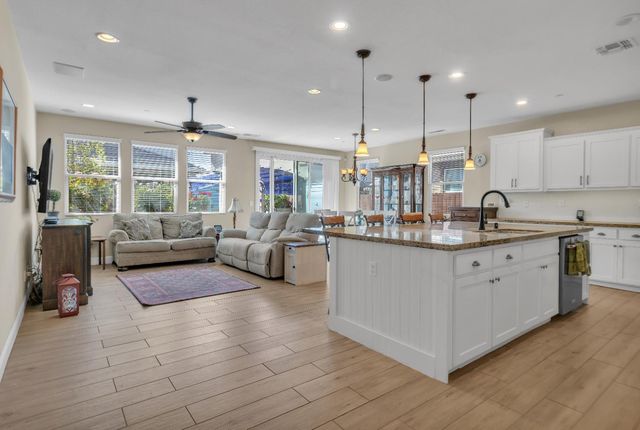 12662 Barksdale Way, Rancho Cordova, CA 95742