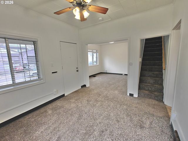 8434 Se 17TH Ave, Portland, OR 97202