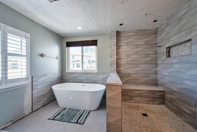 4110 MEADOW RUN LANE, Wesley Chapel, FL 33543