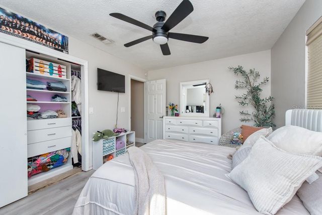 4110 MEADOW RUN LANE, Wesley Chapel, FL 33543