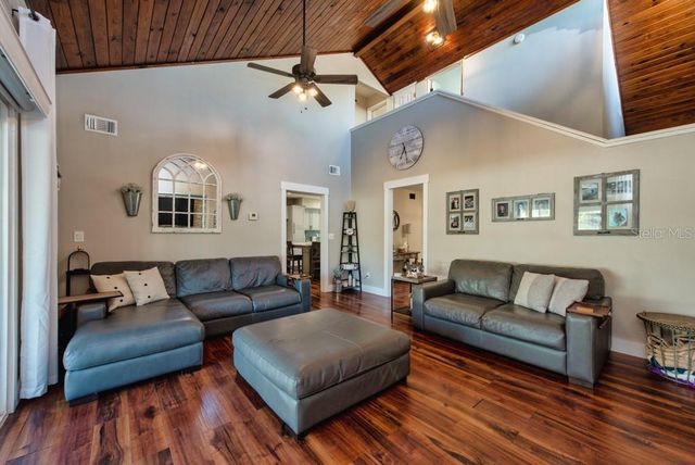 4110 MEADOW RUN LANE, Wesley Chapel, FL 33543