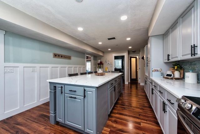 4110 MEADOW RUN LANE, Wesley Chapel, FL 33543