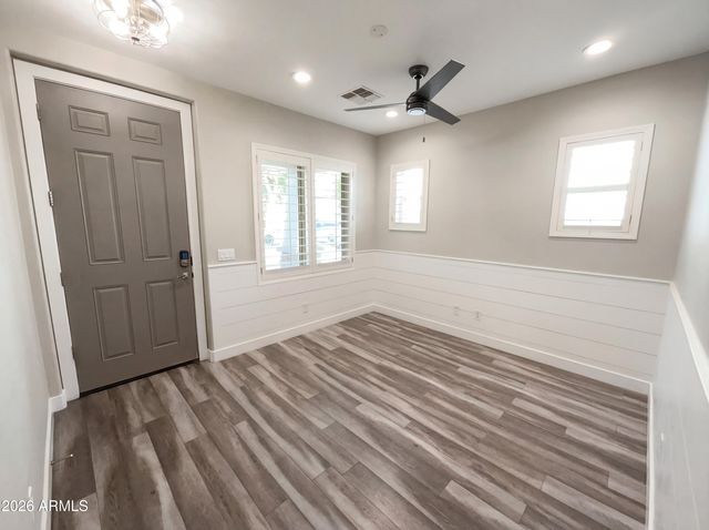 1099 E SOURWOOD Drive, Gilbert, AZ 85298