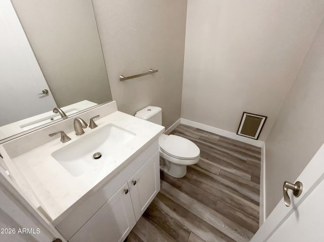 1099 E SOURWOOD Drive, Gilbert, AZ 85298