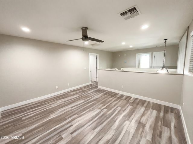 1099 E SOURWOOD Drive, Gilbert, AZ 85298