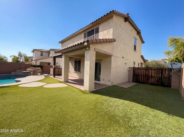 1099 E SOURWOOD Drive, Gilbert, AZ 85298