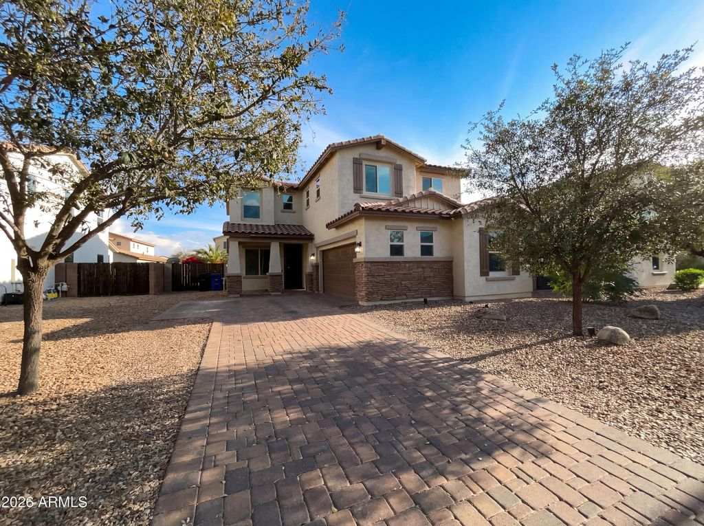 1099 E SOURWOOD Drive, Gilbert, AZ 85298