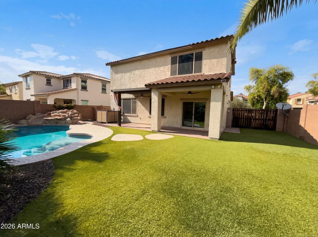 1099 E SOURWOOD Drive, Gilbert, AZ 85298 — photo 5