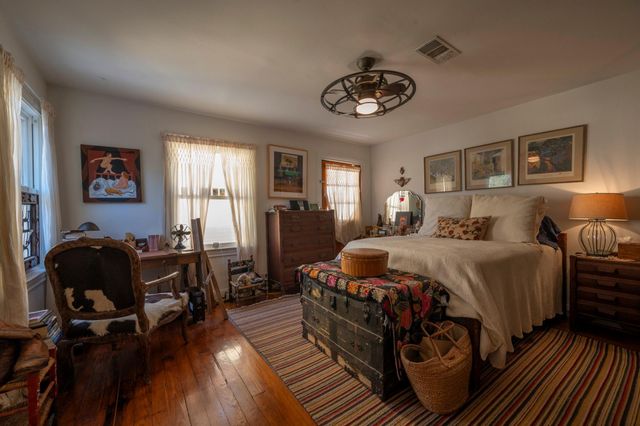 1646 Harvard Street, Houston, TX 77008