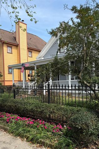 1646 Harvard Street, Houston, TX 77008