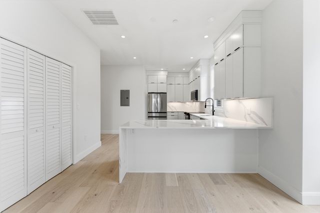 140 Shirley Street 210, Winthrop, MA 02152