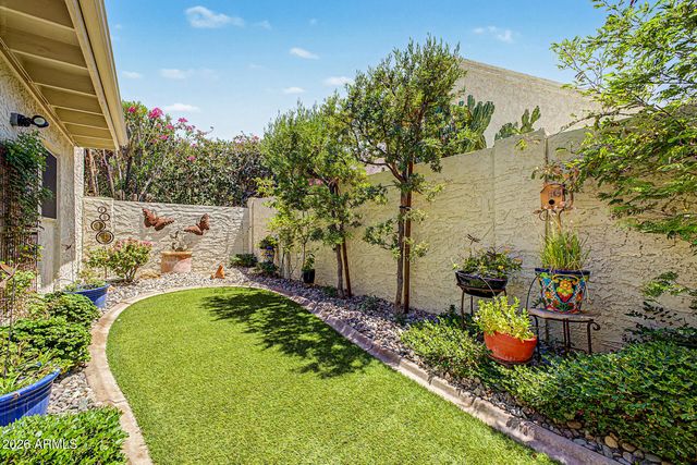 1801 E WINTER Drive, Phoenix, AZ 85020