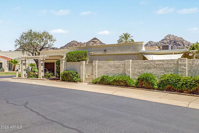 1801 E WINTER Drive, Phoenix, AZ 85020