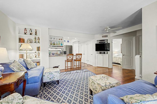 1801 E WINTER Drive, Phoenix, AZ 85020