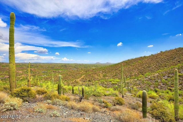 42242 N CHARBRAY Drive 25, Scottsdale, AZ 85262