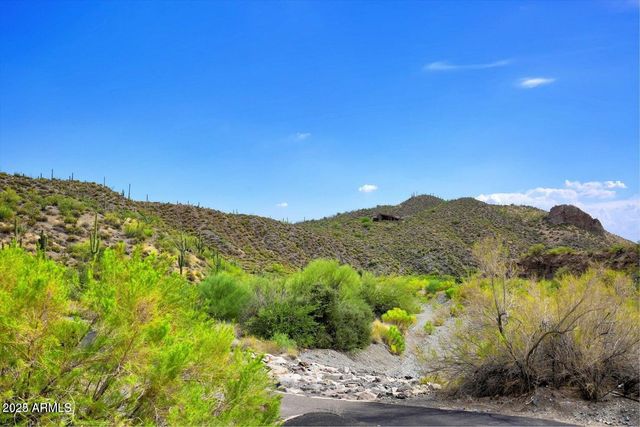 42242 N CHARBRAY Drive 25, Scottsdale, AZ 85262