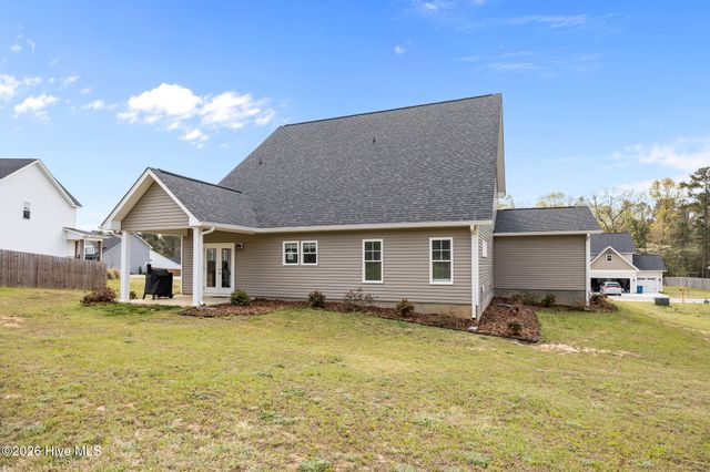 224 Forester Drive, Vass, NC 28394