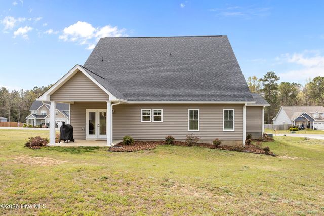 224 Forester Drive, Vass, NC 28394
