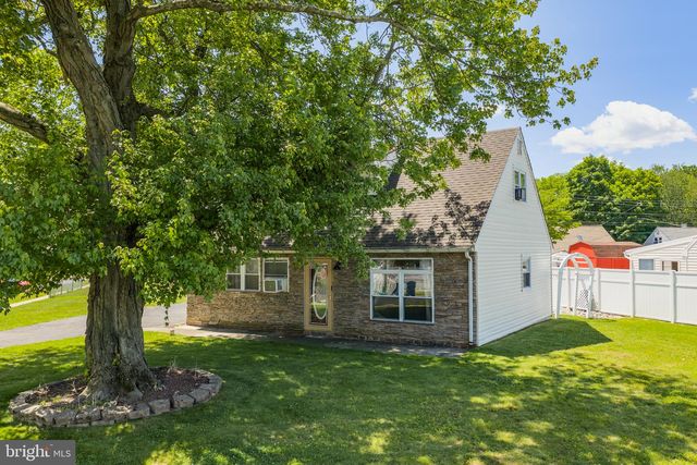 587 ARBOR RD, Morrisville, PA 19067