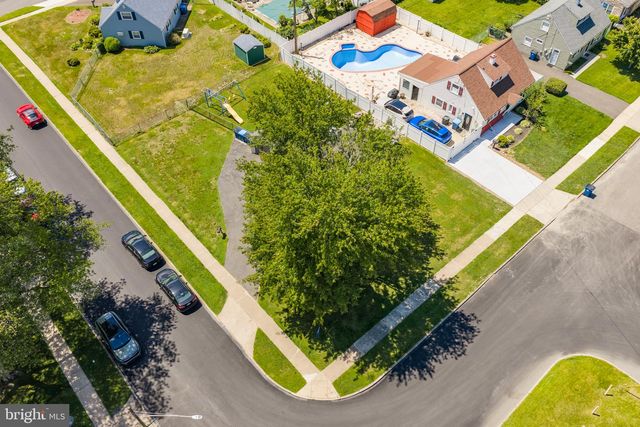 587 ARBOR RD, Morrisville, PA 19067