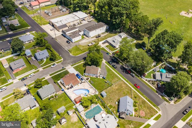 587 ARBOR RD, Morrisville, PA 19067