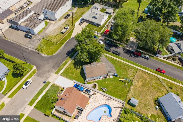 587 ARBOR RD, Morrisville, PA 19067