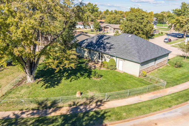 116 E Key Ave, Salina, KS 67401