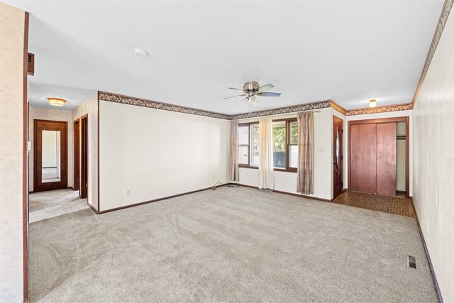 116 E Key Ave, Salina, KS 67401