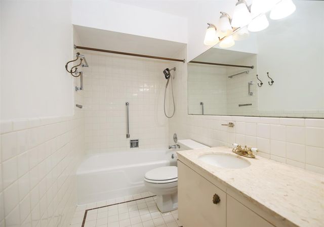 2600 Bellefontaine D22, Houston, TX 77025