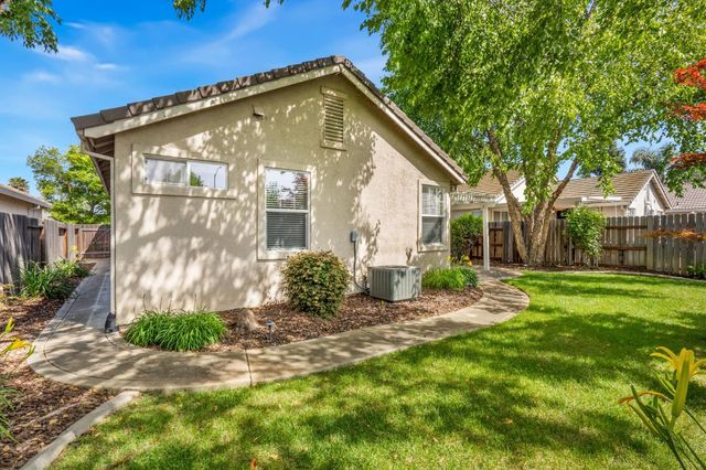 3402 Zalema Way, Sacramento, CA 95834