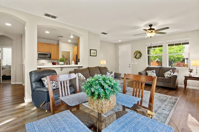 3402 Zalema Way, Sacramento, CA 95834