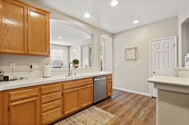 3402 Zalema Way, Sacramento, CA 95834