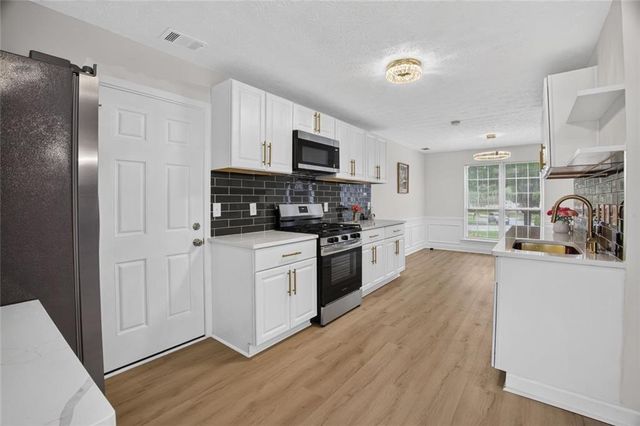 359 Howell Drive SW, Atlanta, GA 30331