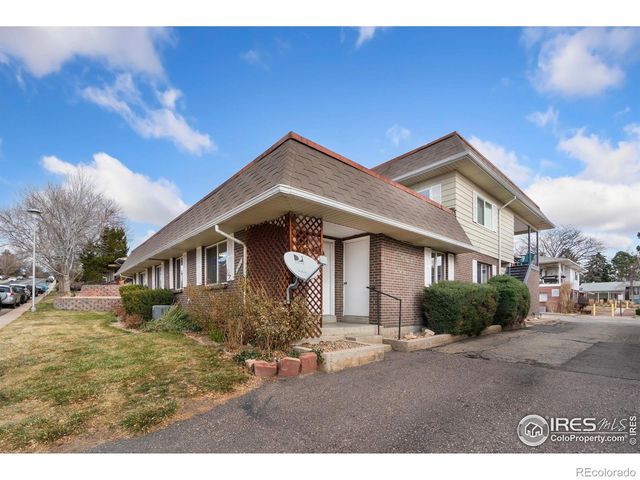 9842 Lane Street, Thornton, CO 80260