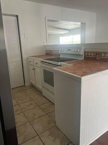 10532 FERNANDO STREET, Orlando, FL 32825