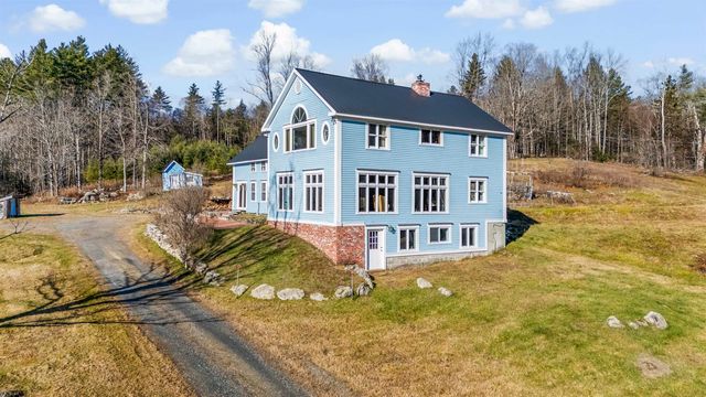 42 Blackberry Lane, Jamaica, VT 05343