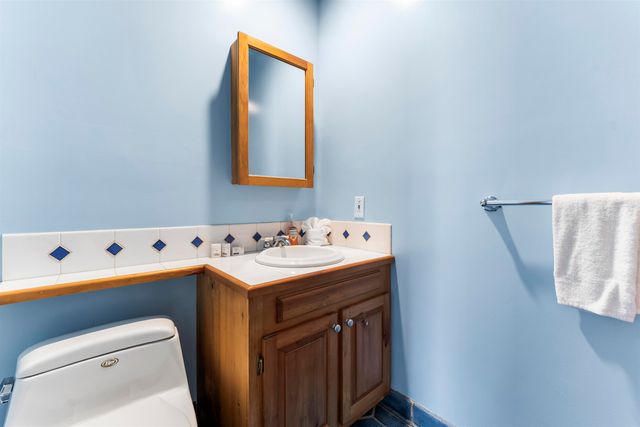 42 Blackberry Lane, Jamaica, VT 05343