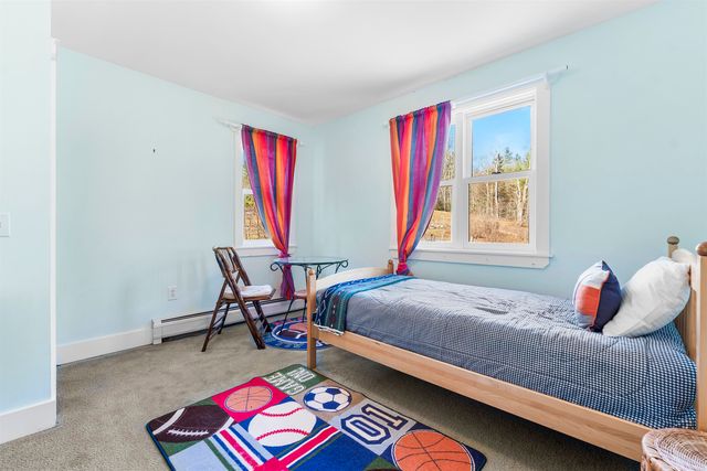 42 Blackberry Lane, Jamaica, VT 05343