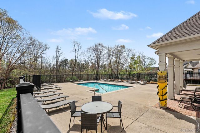 1245 Alameda Boulevard, Troy, MI 48085
