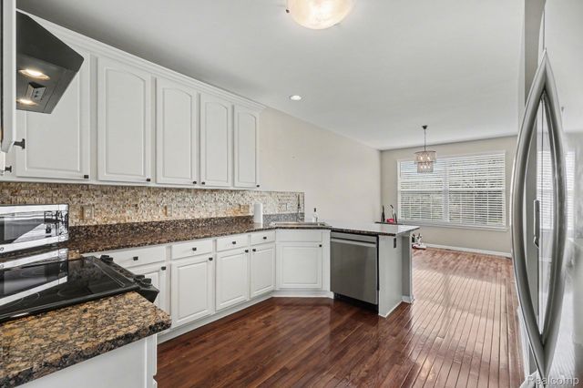 1245 Alameda Boulevard, Troy, MI 48085