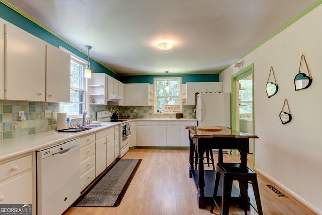 127 Wilkins Road, Fayetteville, GA 30214