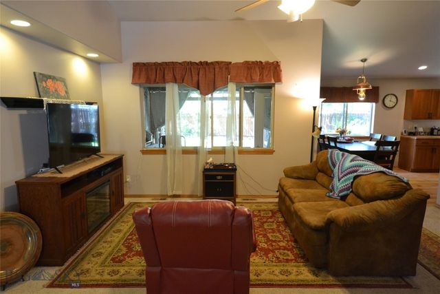 903 Kermit Court, Belgrade, MT 59714