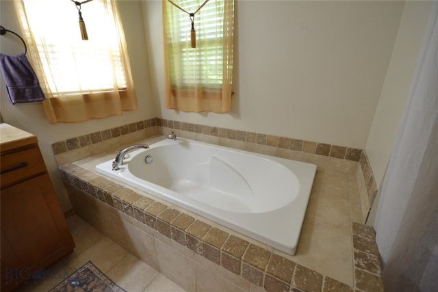 903 Kermit Court, Belgrade, MT 59714