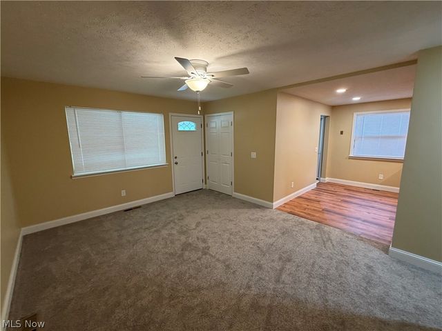 2636 Martha Avenue NE, Canton, OH 44705
