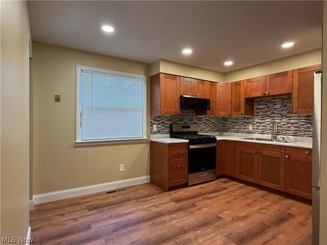 2636 Martha Avenue NE, Canton, OH 44705