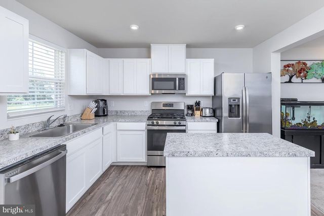 6 BURR ST, Williamstown, NJ 08094