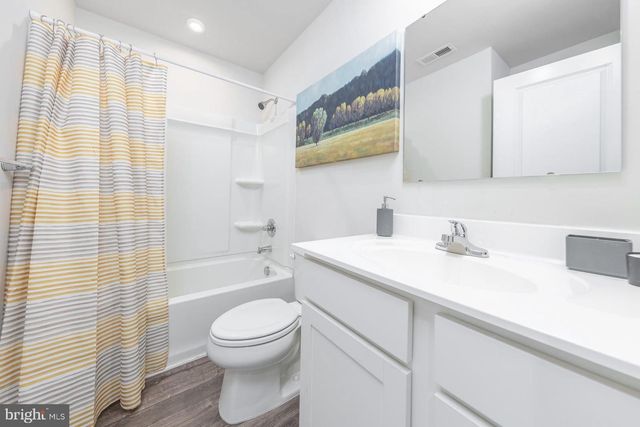 6 BURR ST, Williamstown, NJ 08094
