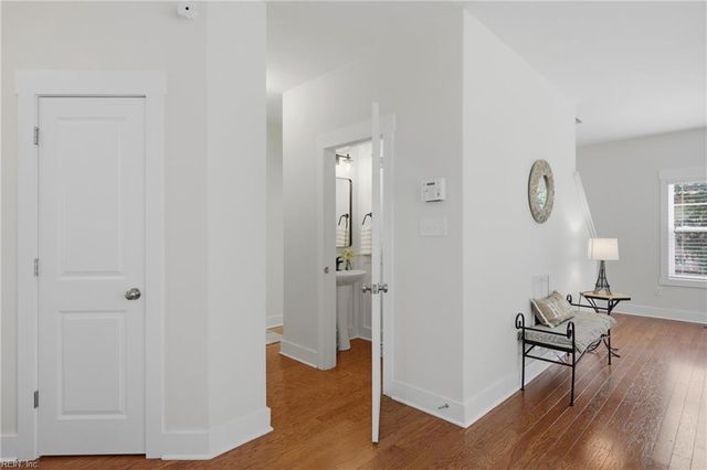 7551 English Boxwood LN, Quinton, VA 23141